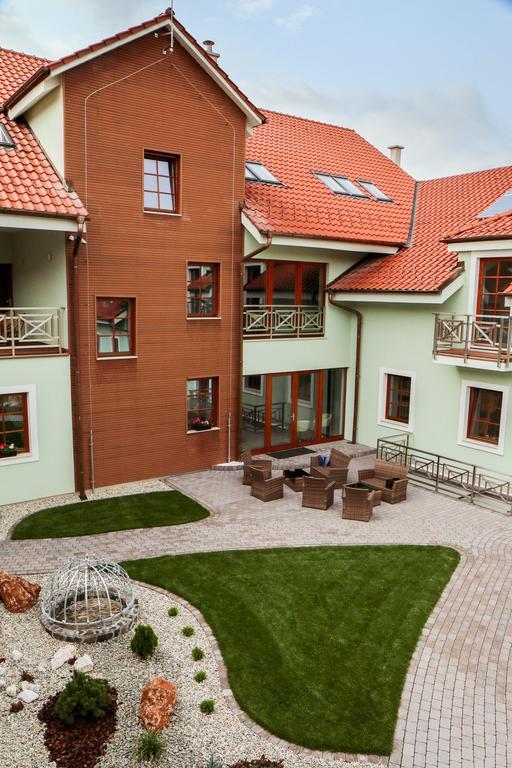 Penzion Tri Koruny Spisska Stara Ves Exterior photo